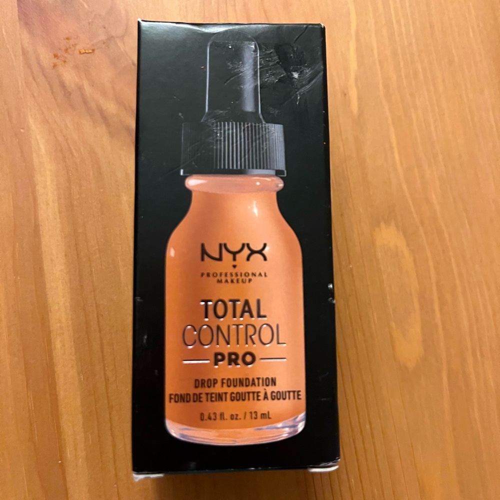 NIB NYX Total Control Pro Drop Foundation Camel